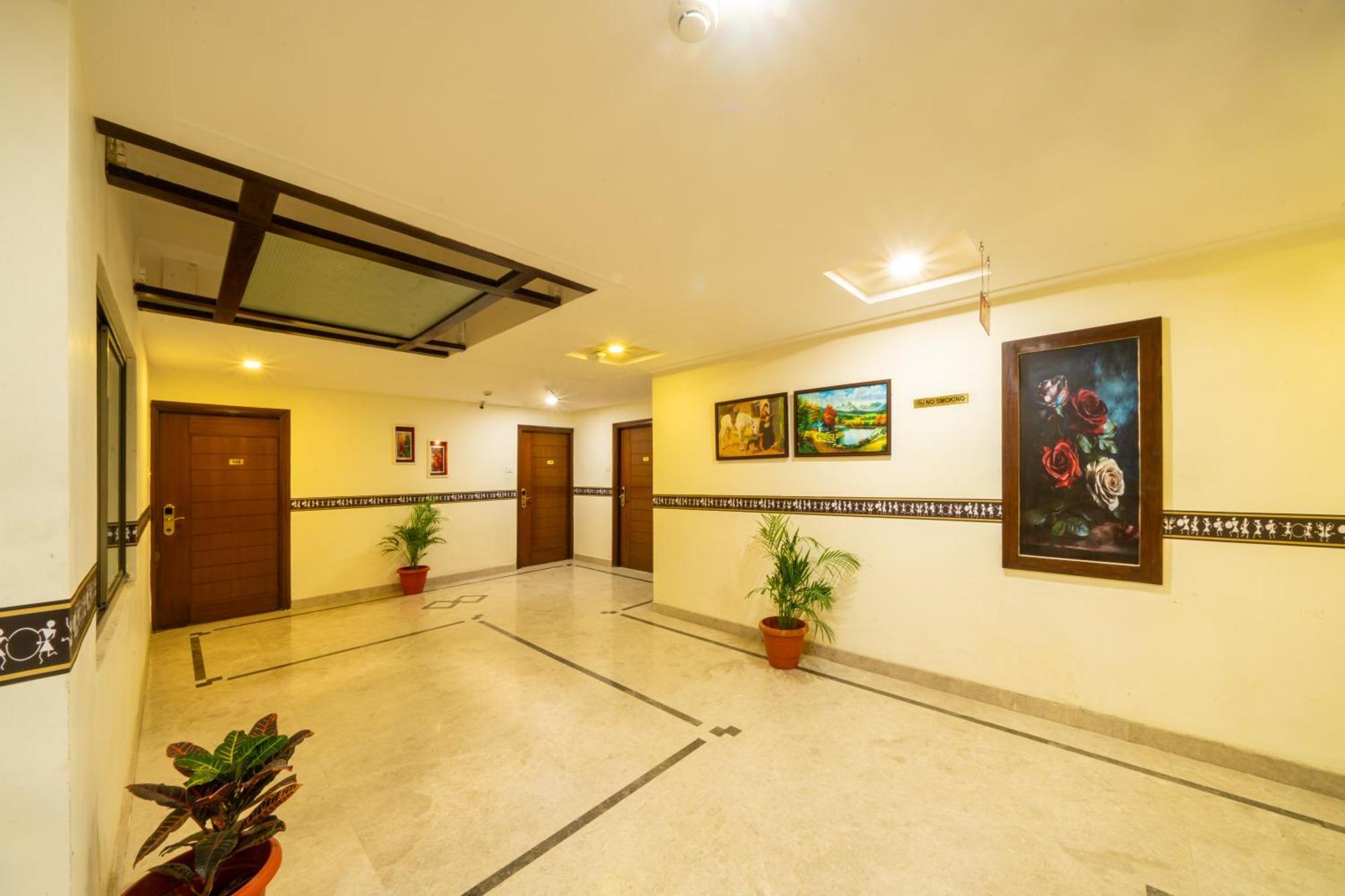 Midtown Suites Marathahalli Bangalore Eksteriør bilde