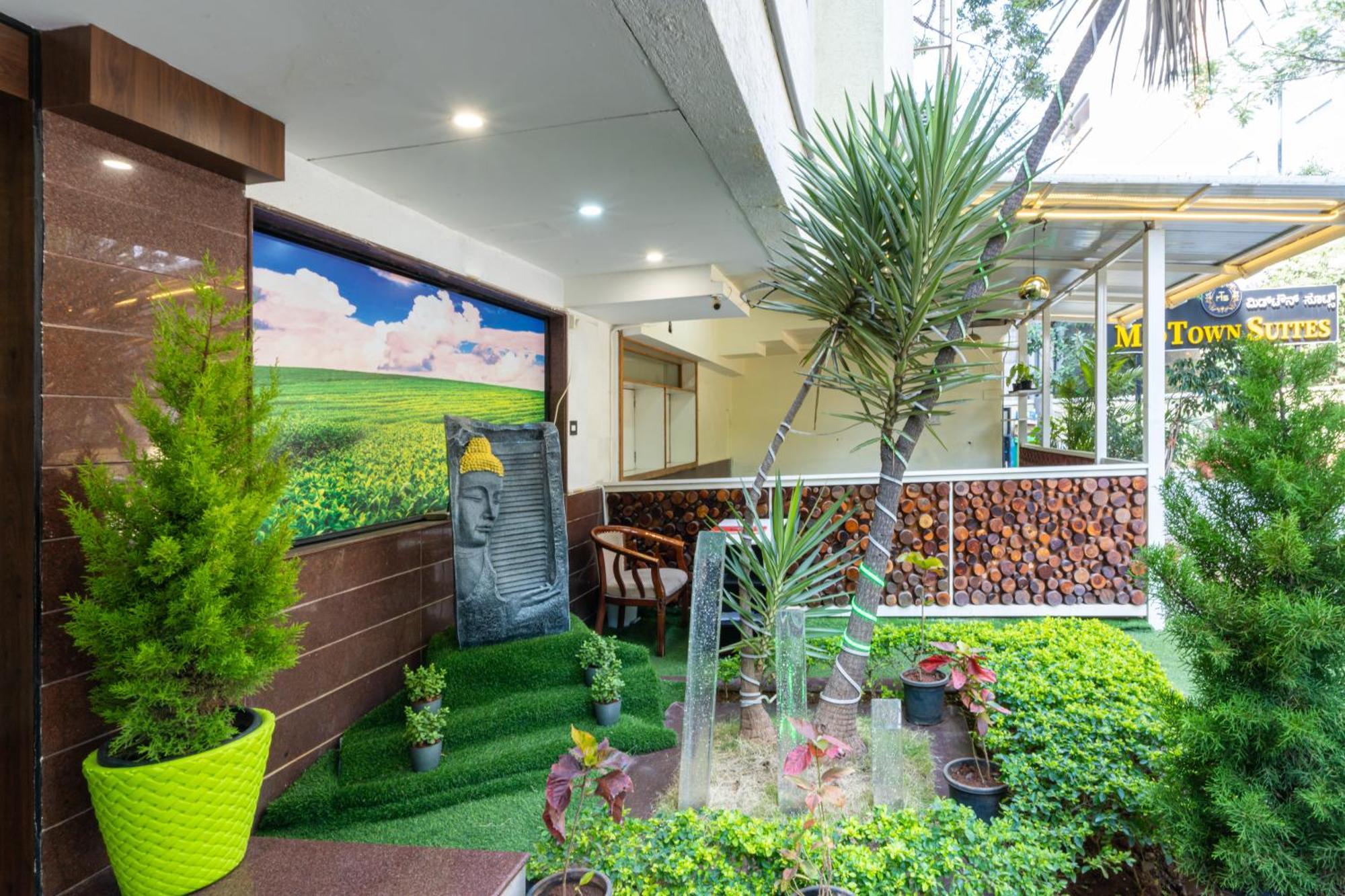 Midtown Suites Marathahalli Bangalore Eksteriør bilde